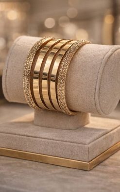 Alternative view of Neet Fashion arany karkötő