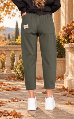 Neet Fashion mom fit nadrág-khaki